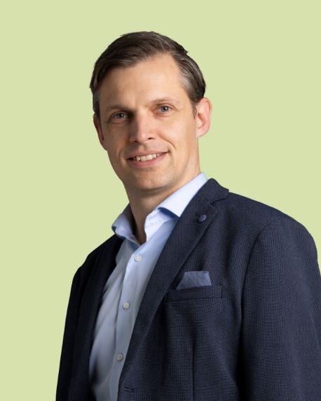  Benjamin Carisch